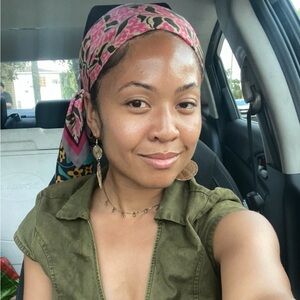 Meet your Posher, Imani